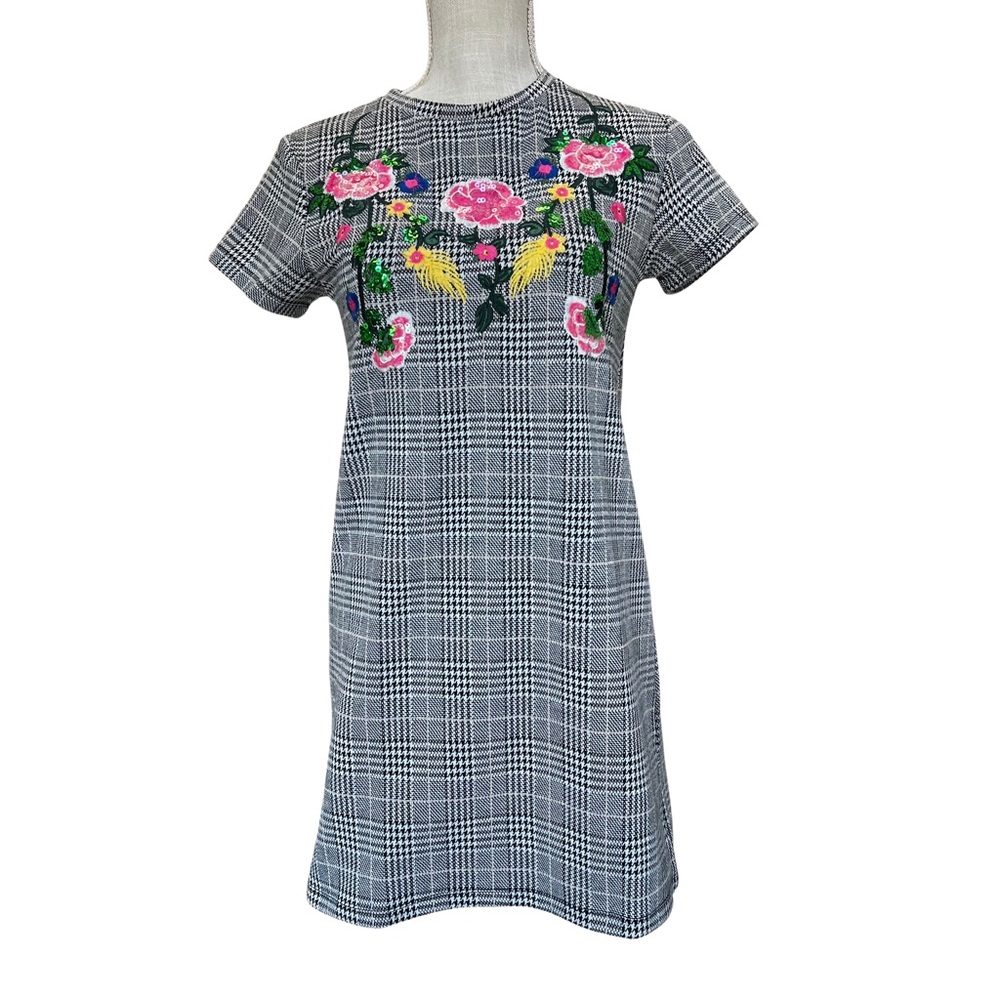 Zara Black and White Plaid Sheath Dress Short Sleeve Crew Neck Sequin Flowers - Picture 2 of 13